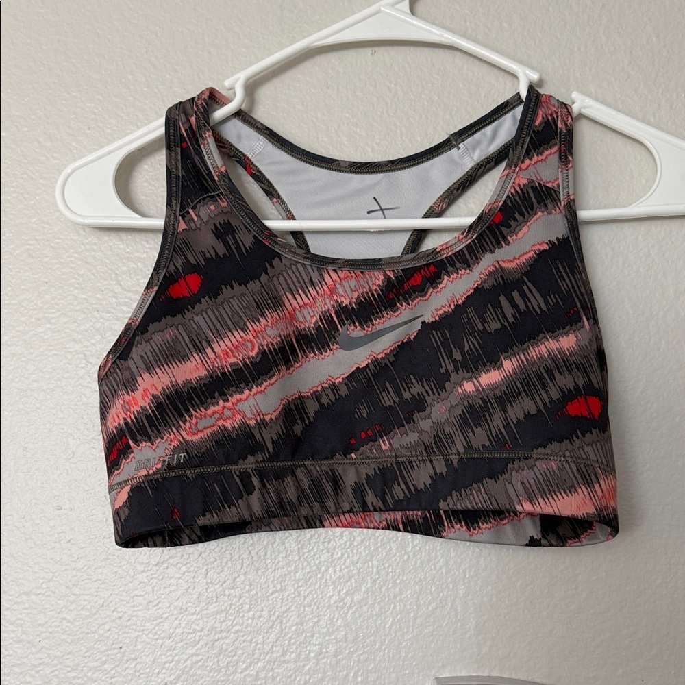 Nike Women's Sports Bra - Black and Pink Pattern